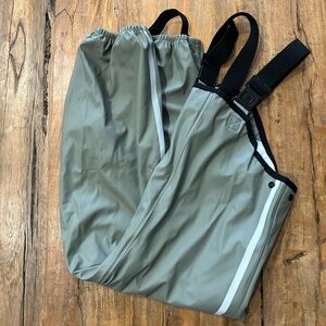 Waterproof rain pants / bibs